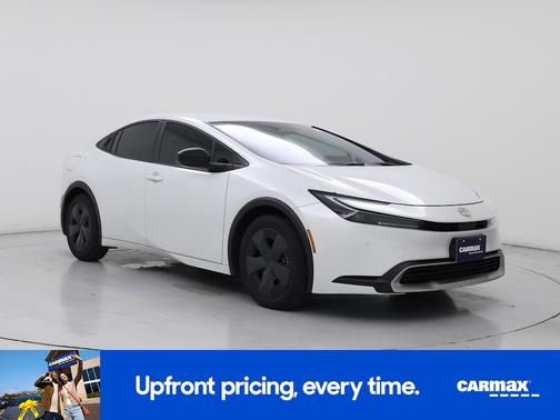 White 2025 Toyota Prius Plug-In Hybrid SE