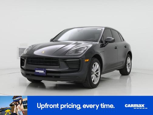 2022 Porsche Macan 