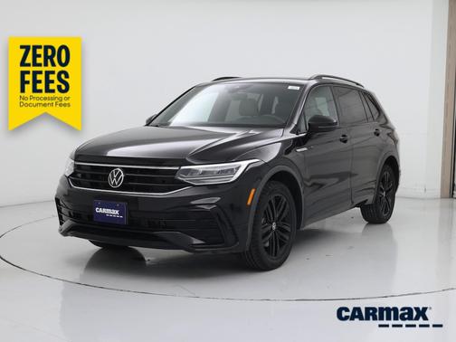 Black 2022 Volkswagen Tiguan SE R-Line Black