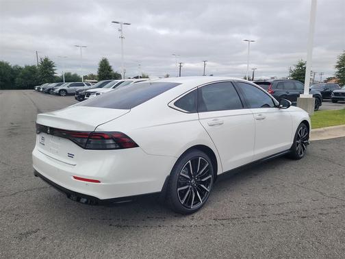 2025 Honda Accord Hybrid Touring