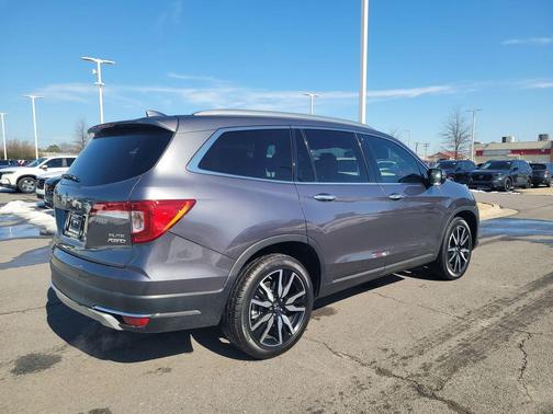 2020 Honda Pilot AWD Elite