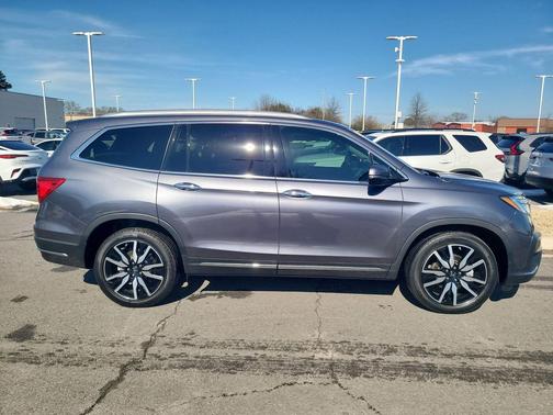 2020 Honda Pilot AWD Elite