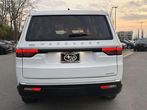 Bright White Clearcoat 2024 Jeep Wagoneer Series II 4x2
