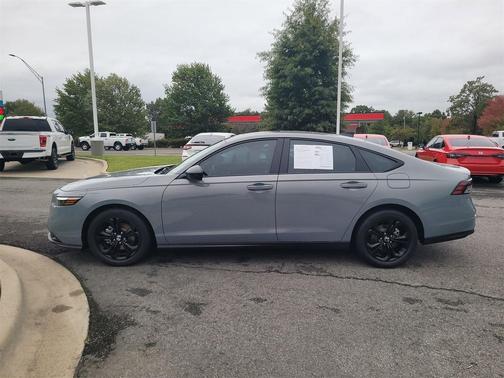 2025 Honda Accord Sport SE 1.5T