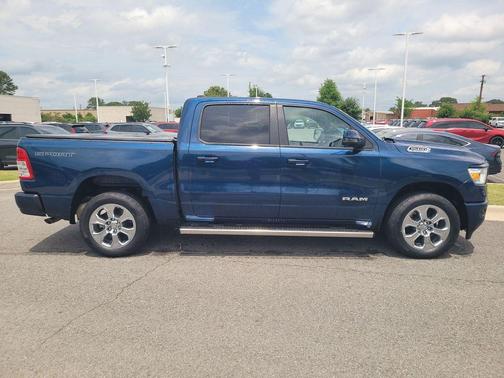 Patriot Blue Pearlcoat 2023 RAM 1500 Big Horn/Lone Star