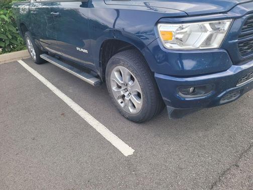 Patriot Blue Pearlcoat 2023 RAM 1500 Big Horn/Lone Star