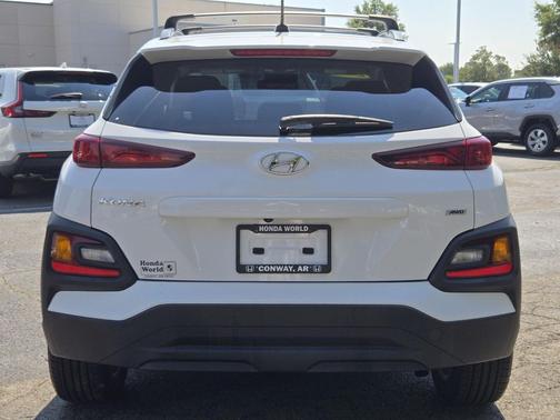 2021 Hyundai KONA SEL