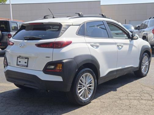 2021 Hyundai KONA SEL