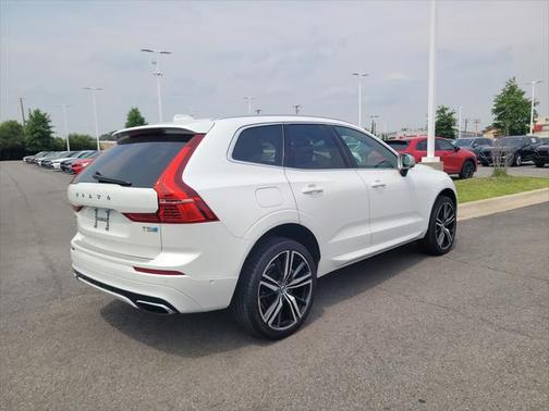 2019 Volvo XC60 T5 R-Design