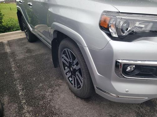 Classic Silver Metallic 2024 Toyota 4Runner Limited