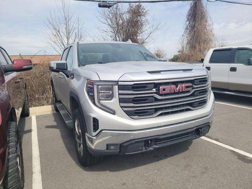 2022 GMC Sierra 1500 SLT