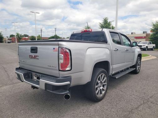Quicksilver Metallic 2018 GMC Canyon Denali