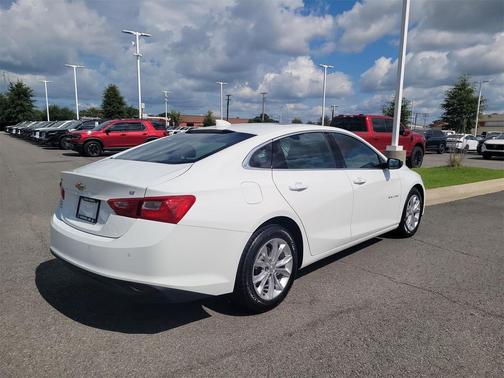 2024 Chevrolet Malibu FWD 1LT