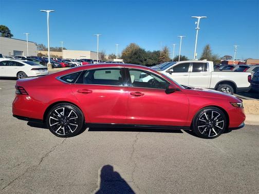 2023 Honda Accord Hybrid Touring