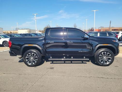 2024 GMC Canyon Denali