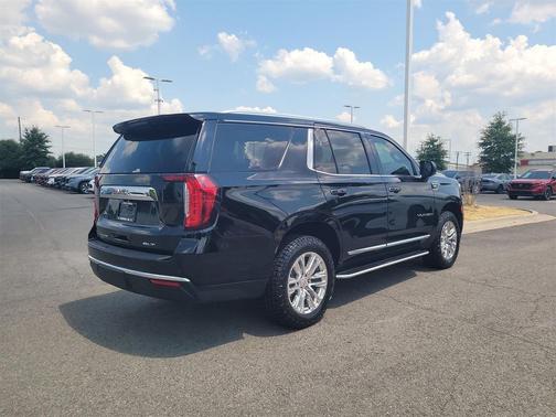 2022 GMC Yukon SLT