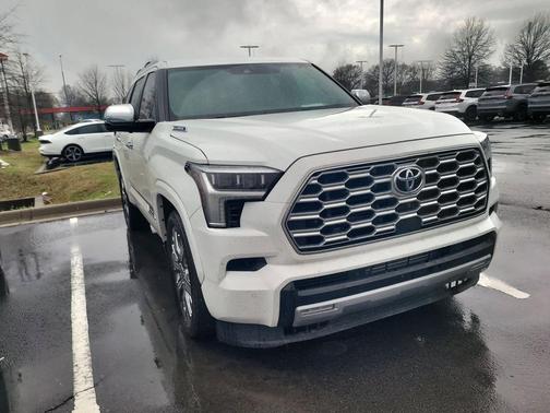 2024 Toyota Sequoia Capstone