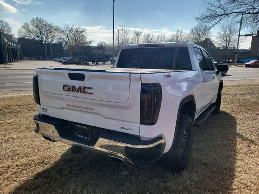 2021 GMC Sierra 1500 SLT