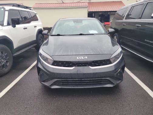 2023 Kia Forte LX