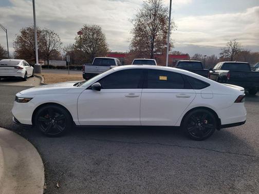 2025 Honda Accord Hybrid Sport-L