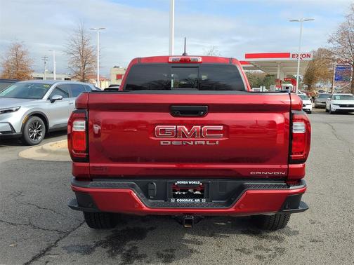 2024 GMC Canyon Denali