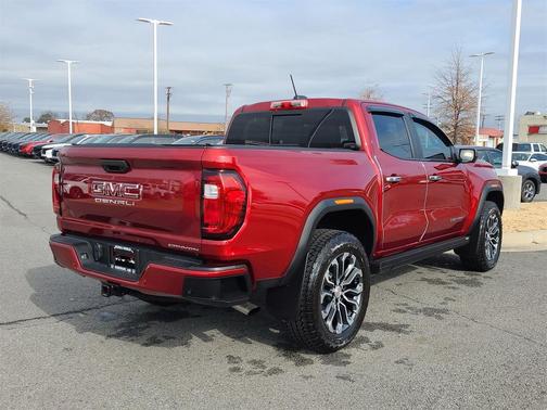2024 GMC Canyon Denali
