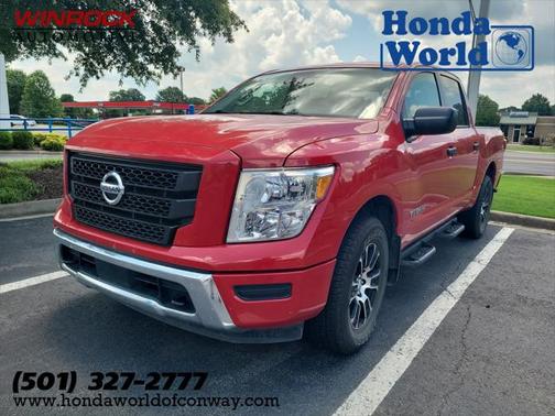 2022 Nissan Titan SV