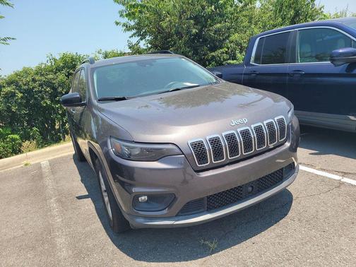 Granite Crystal Metallic Clearcoat 2022 Jeep Cherokee Latitude Lux