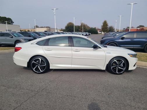 2022 Honda Accord Hybrid Base