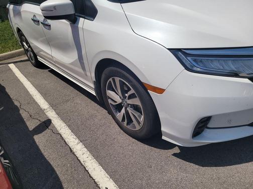 Platinum White Pearl 2021 Honda Odyssey Touring
