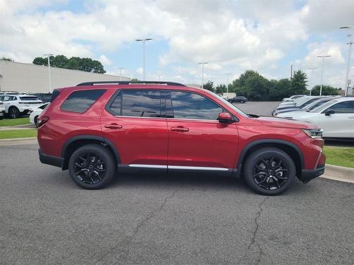 2025 Honda Pilot Touring 8-Passenger