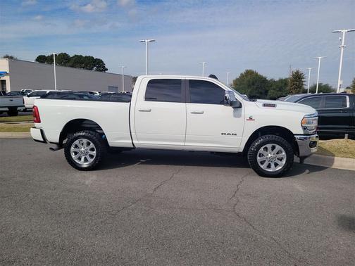 2023 RAM 2500 Laramie Crew Cab 4x4 6'4' Box