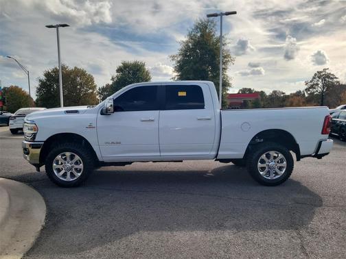 2023 RAM 2500 Laramie Crew Cab 4x4 6'4' Box