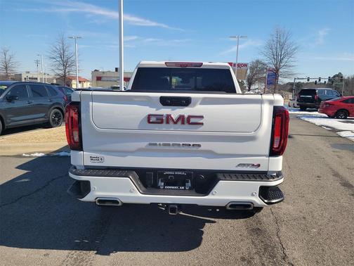 2024 GMC Sierra 1500 AT4