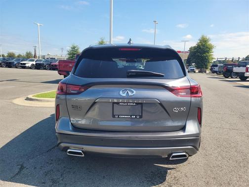 2022 INFINITI QX50 LUXE