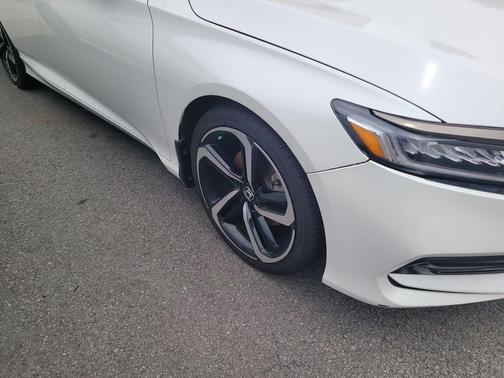 Platinum White Pearl 2020 Honda Accord Sport 1.5T