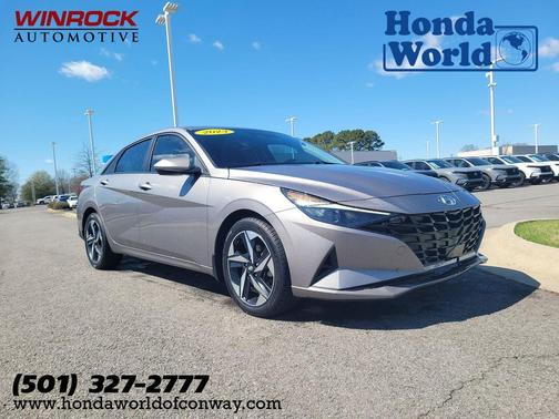 Fluid Metal 2023 Hyundai ELANTRA SEL Sedan