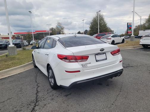 2020 Kia Optima LX