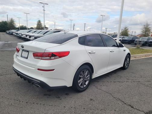 2020 Kia Optima LX