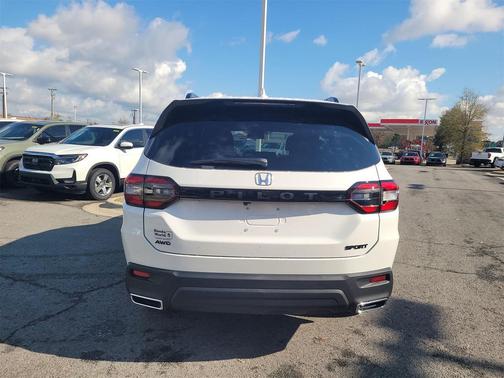 2025 Honda Pilot Sport