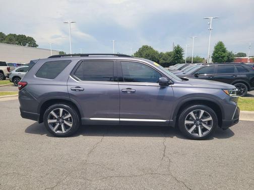 Lunar Silver Metallic 2023 Honda Pilot Touring 8-Passenger