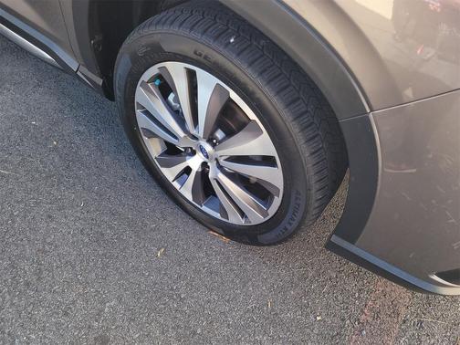 2022 Subaru Ascent Limited 8-Passenger