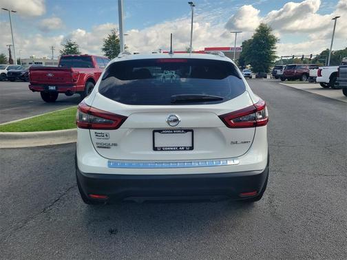 2022 Nissan Rogue Sport SL