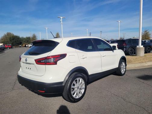 2020 Nissan Rogue Sport S