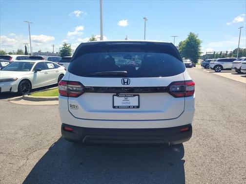 2023 Honda Pilot 2WD LX