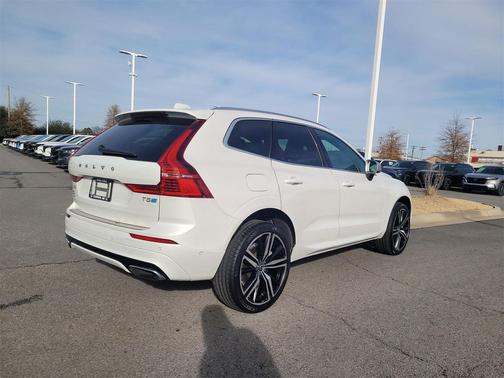 2019 Volvo XC60 T5 R-Design