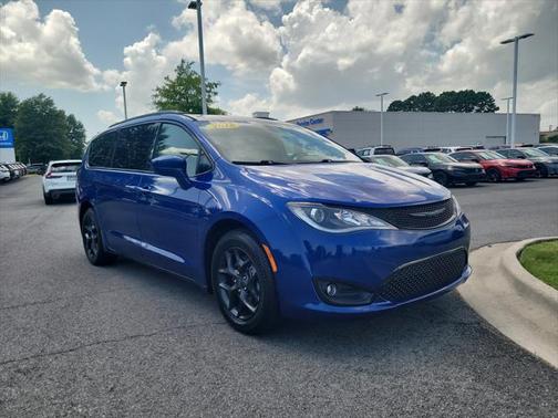 2018 Chrysler Pacifica Touring-L Plus