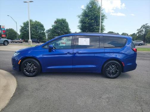 2018 Chrysler Pacifica Touring-L Plus