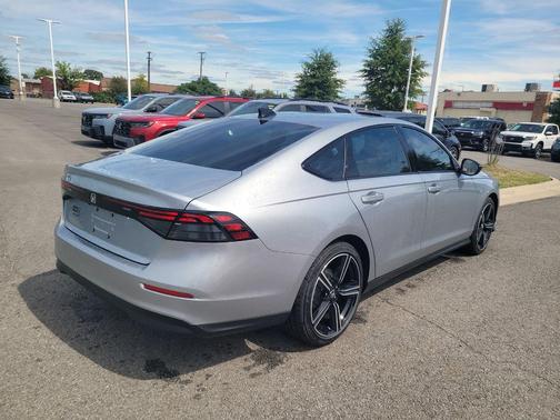 Solar Silver Metallic 2026 Honda Accord SE