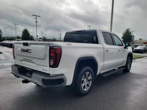 Summit White 2021 GMC Sierra 1500 SLE